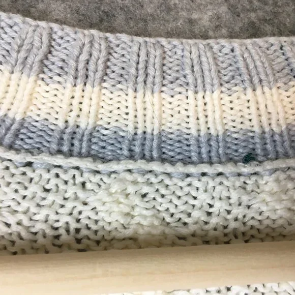 Lauren Ralph Lauren Sweater S M Preppy Cable Knit Blue Ivory V Neck Cuffed Braid - Picture 7 of 11